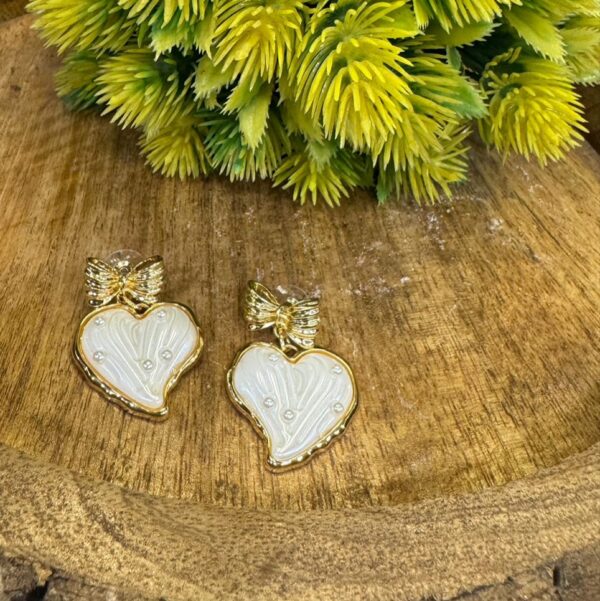 Pookies heart n bow