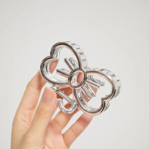 Silver Hello kitty clutcher