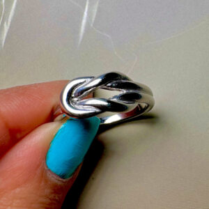 Silver knot ring