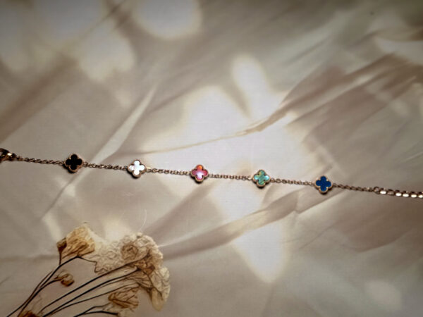 Clover multi colour bracelet