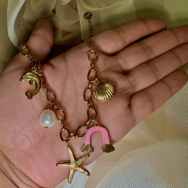 Charm pendant necklace