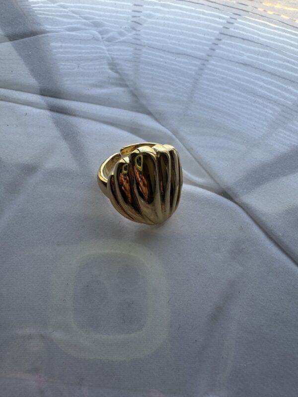 🐚 shel gold ring